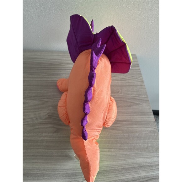 Trendmasters Triceratops Dinosaur Nylon Plush Vintage 1992 Stuffed Animal Toy - Picture 7 of 9